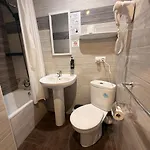 Moli De Mar - Check-in Autonomo 24 H 2* Lloret de Mar