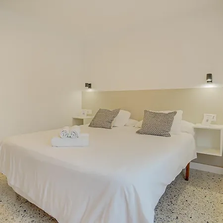 Hostal-pensión Y El Moli 2*