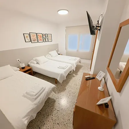 Hostal-pensión Y El Moli 2*