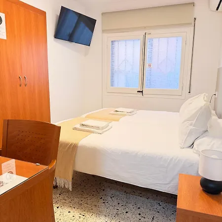 Moli De Mar - Check-in Autonomo 24 H Hotell 2*