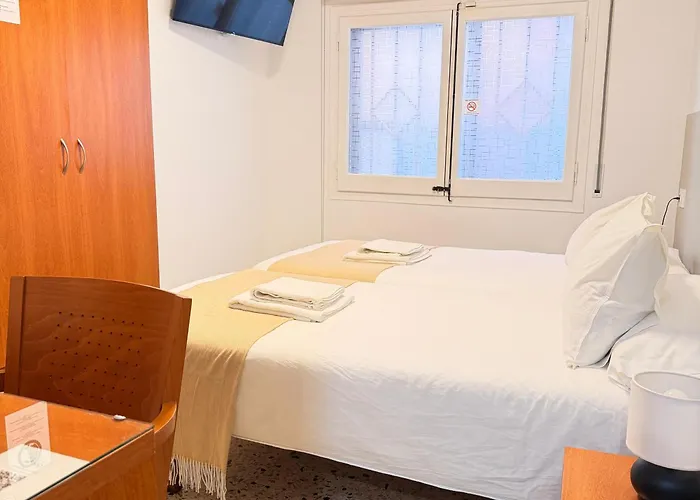 Moli De Mar - Check-in Autonomo 24 H Hotel 2*